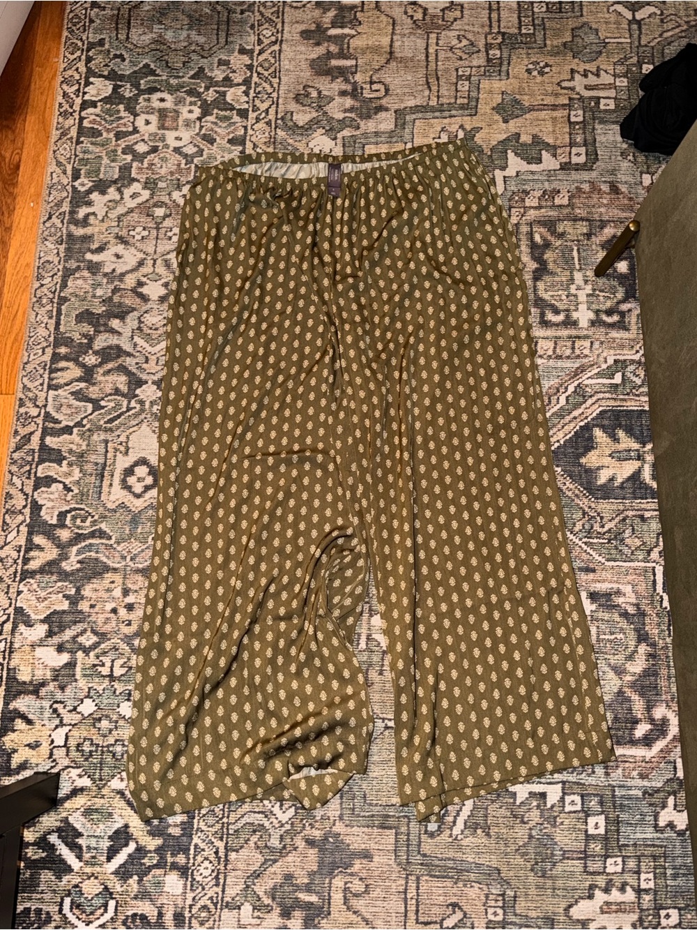 Auden Satin Pajama Olive Patterned Casual Pants